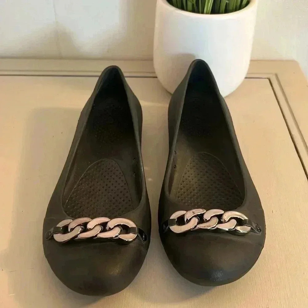 Crocs Gianna Chain Link Ballet Flats in Dark Gray/ Light Black size 7 NW…
